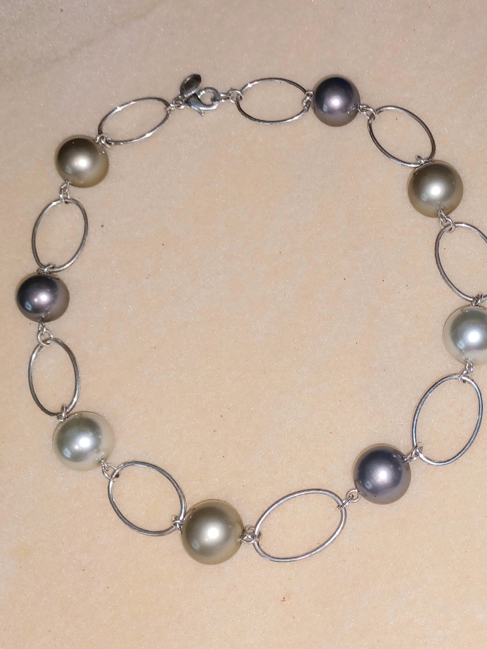 Adrienne Vittadini 18 Inch Oval Link Necklace 1/2 Inch Metallic Beads